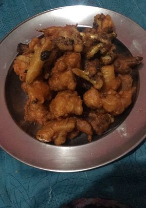 A picture of Cauliflower pakoda.