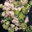 Nấm bào ngư xám xào đậu bắp