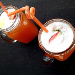 A picture of Strawberry and Pineapple Drink.