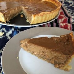 A picture of Coffee Milk Custard Pie.