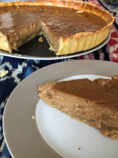 A picture of Coffee Milk Custard Pie.