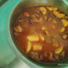 A picture of Aloo mangodi.
