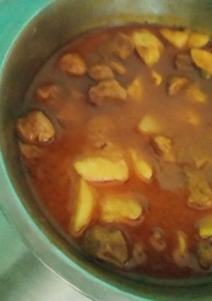 A picture of Aloo mangodi.