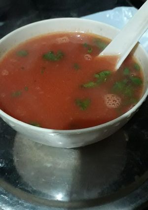 A picture of Tomato soup.