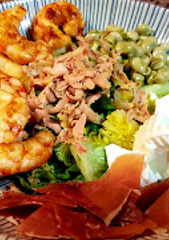 Una foto de Ensaladas con foie