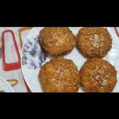 A picture of Crispy onion rings pakoda.