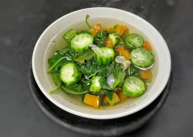 Resep Sayur Bening Bayam Oyong Oleh Hadleny Kitchen Cookpad