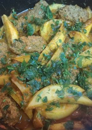 A picture of Kofta and Potato Casserole.