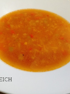 Una foto de Sopa de tapioca con verduras