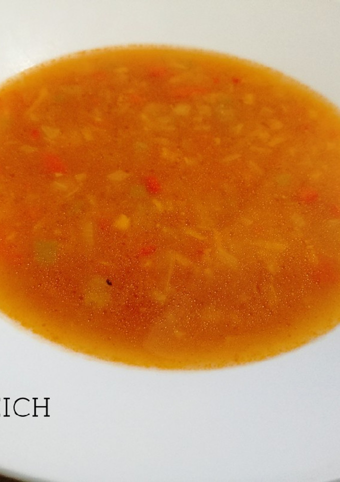 Una foto de Sopa de tapioca con verduras