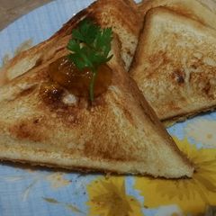 A picture of Bachon k lye metha sandwich.