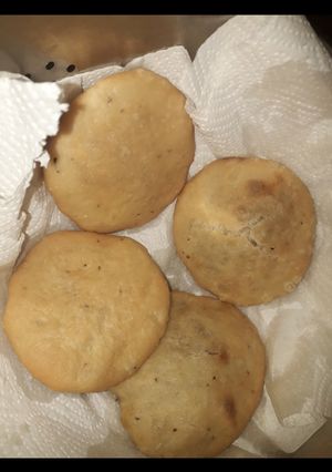 A picture of Hare pyaz ki kachori.