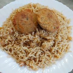 A picture of Chana pulao.