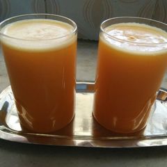 A picture of Orange-pineapple juice.