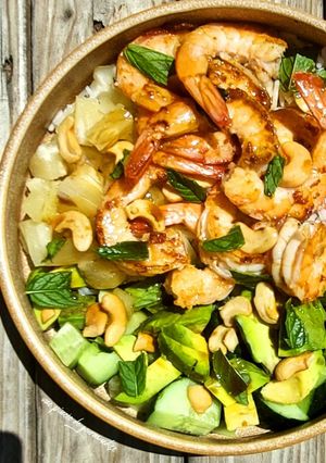 Une photo de Salade fraîcheur crevettes ananas 🍍