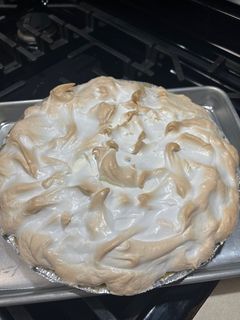 A picture of Lemon Meringue Pie.