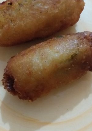 A picture of Bread roll.