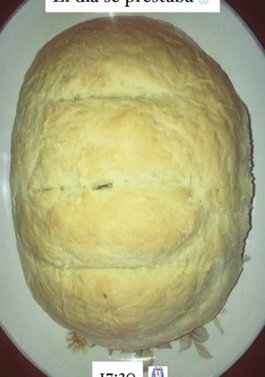 Una foto de Pan casero fácil, ssponjoso y sabroso😻🤤😋