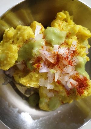 A picture of Surti Locho.