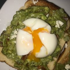 A picture of Spring avocado breakfast.