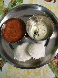 தக்காளி பஜ்ஜி (Thakkaali bajji recipe in tamil) செய்முறை முக்கிய புகைப்படம்