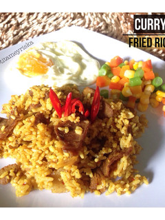 Foto resep Curry Fried Rice (nasi goreng kari)