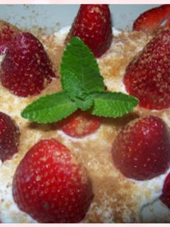 Una foto de Fresas con requesón