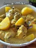 Ayam Masak Lemak Kuning Daun Limau Purut