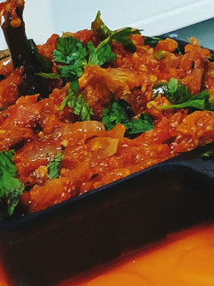 बैंगन का भरता (baigan Ka bharta recipe in Hindi) रेसिपी मुख्य फोटो