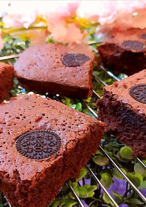 A picture of Oreo fudge brownies.