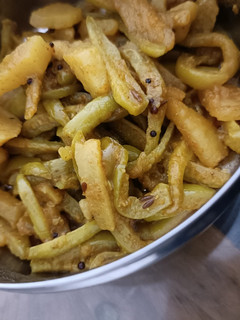 टिंडा आलू की सब्जी (tinda aloo ki sabzi recipe in Hindi) रेसिपी मुख्य फोटो