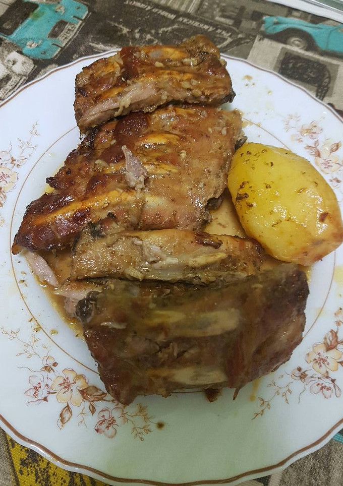 Una foto de Costillas de cerdo a la cerveza