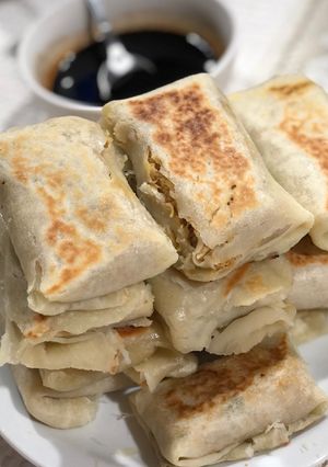 Una foto de Empanaditas chinas🥢