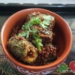A picture of Bharwa karela.