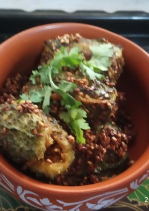 A picture of Bharwa karela.