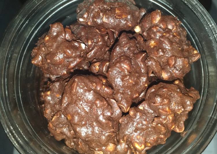Cara Menghidangkan Kue kacang coklat (beng beng home made) Anti Ribet!