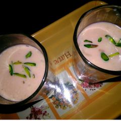 A picture of Orange Thandai.