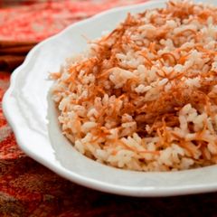 A picture of Vermicelli rice - riz bi sheairiyeh.
