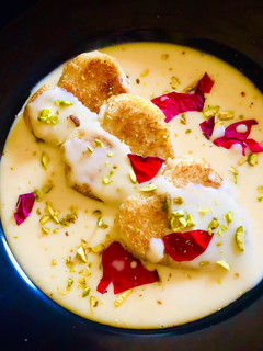 A picture of Shahi Tukda.