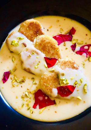 A picture of Shahi Tukda.