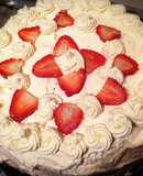 Torta de merengue frutilla (torta helada)