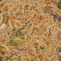 A picture of Spaghetti Macaroni Stir fry.