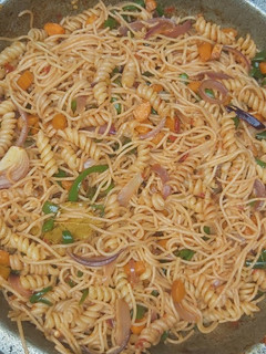A picture of Spaghetti Macaroni Stir fry.