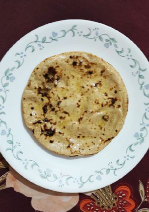गेहूँ ज्वार की रोटी (gehu jowar ki roti recipe in Hindi) रेसिपी मुख्य फोटो