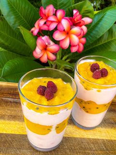 Kokos-Joghurt-Dessert mit Passionsfrucht und Mango Rezepthauptbild