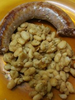 Una foto de Mongetas amb botifarra