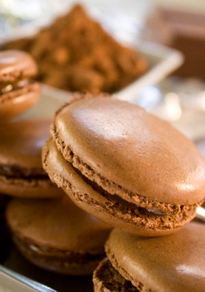 Una foto de Macarons de chocolate