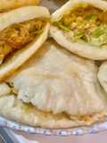 Bocadillos de atún con pan libanés