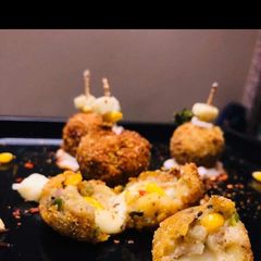 A picture of #JRC2 Potato cheese balls.