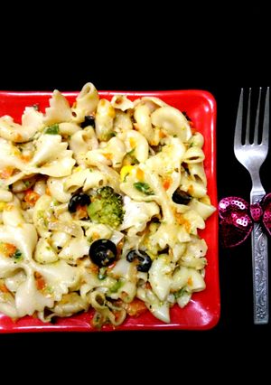 A picture of Creamy Vegetable Pasta Without Cheese And Cream.